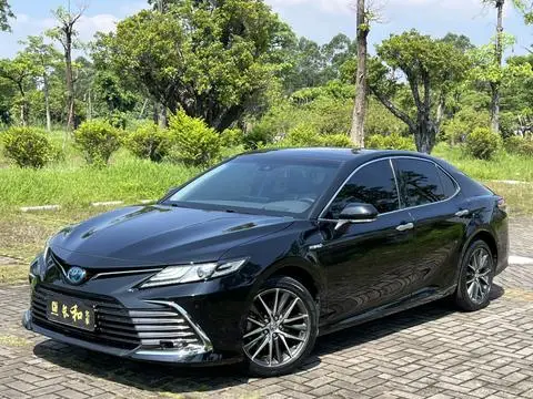 Toyota Camry 2021