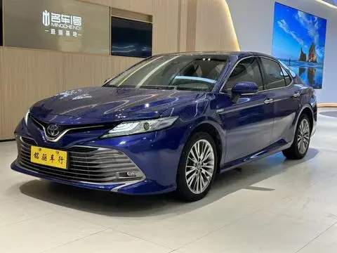 Toyota Camry 2019