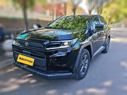 Toyota RAV4 2026 — фото 1