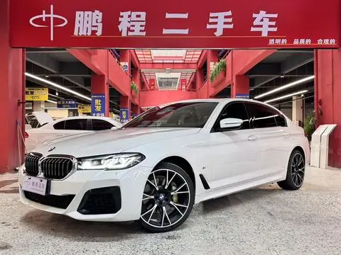 BMW 5 Series 2022 — фото 1