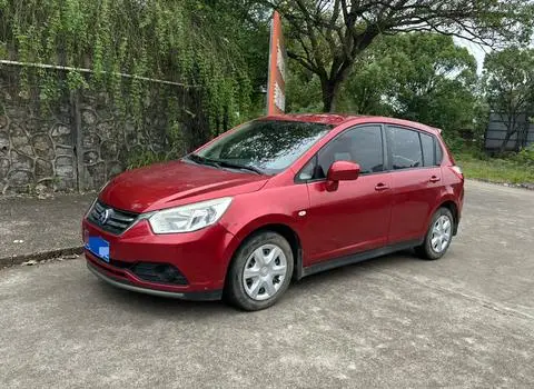Venucia R50 2016