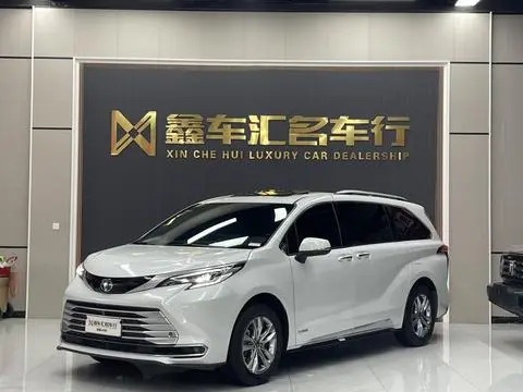Toyota 赛那 2021