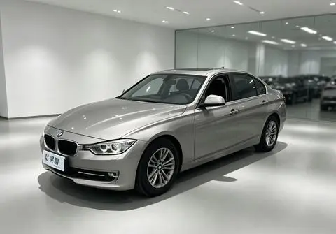 BMW 3 Series 2015 — фото 1