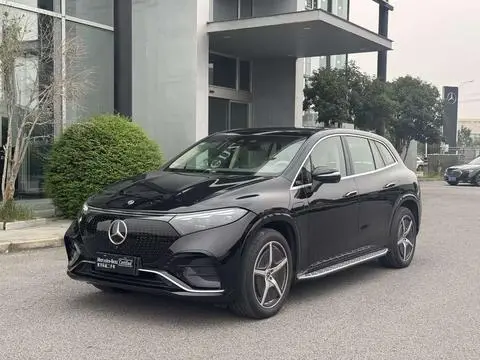 Mercedes-Benz EQS SUV 2025 — фото 1