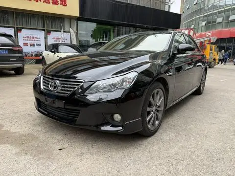 Toyota Reiz 2012