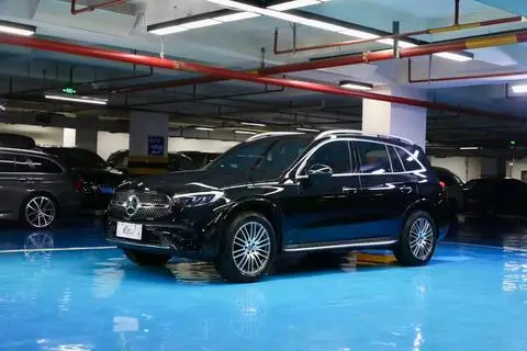 Mercedes-Benz GLC 2025
