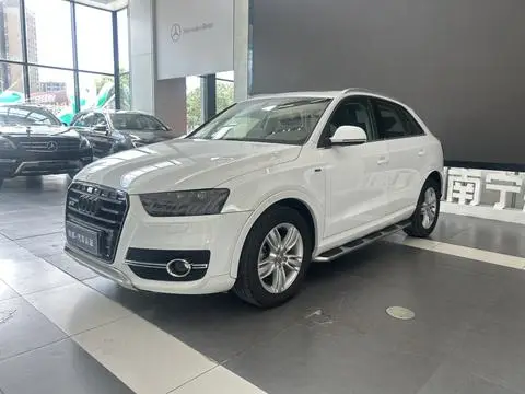 Audi Q3 2015