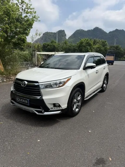 Toyota Highlander 2015