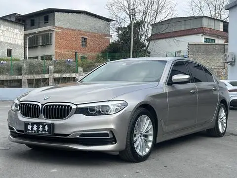 BMW 5 Series 2020 — фото 1