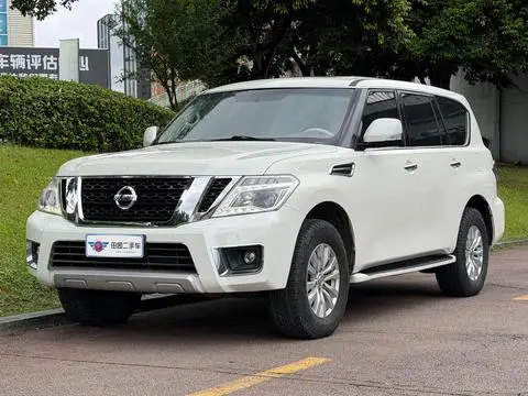 Nissan 途乐 2017 — фото 1