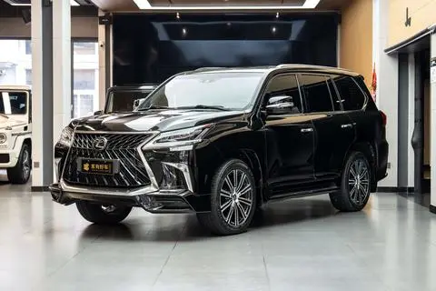 Lexus LX 2020 — фото 1