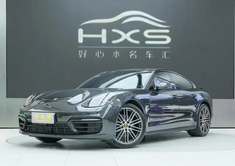 Porsche Panamera 2022