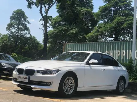 BMW 3 Series 2015 — фото 1