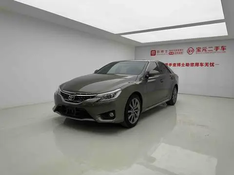 Toyota Reiz 2013