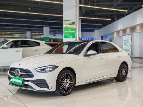 Mercedes-Benz C-Class 2024