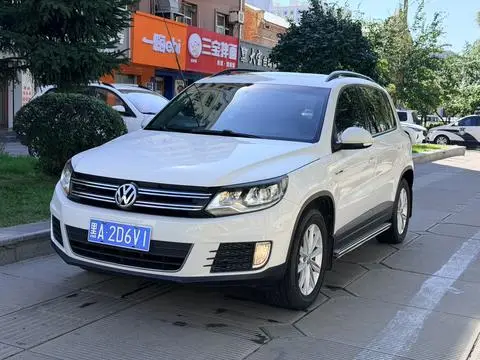 Volkswagen Tiguan 2016 — фото 1