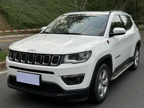 Jeep 指南者 2017