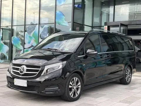 Mercedes-Benz V-Class 2016