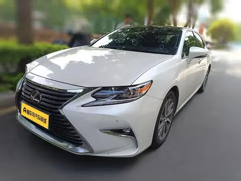 Lexus ES 2015