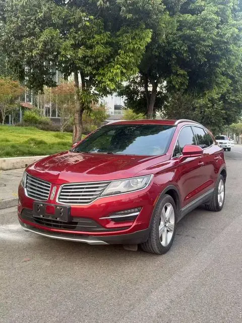 Lincoln MKC 2014