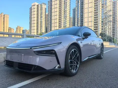 XPeng 小鹏P7+ 2024