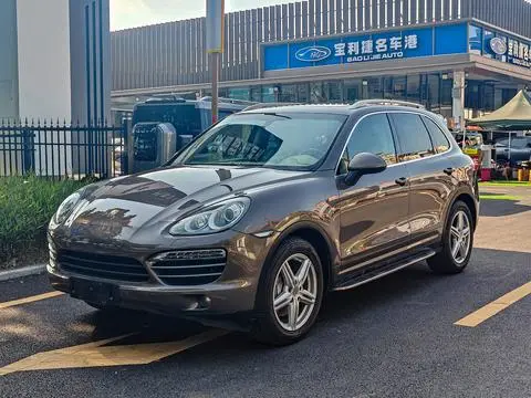 Porsche Cayenne 2011