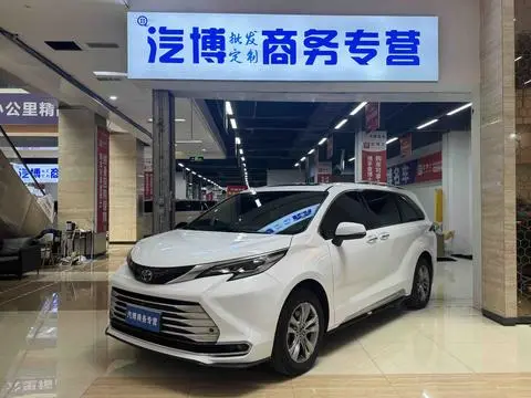 Toyota 赛那 2021