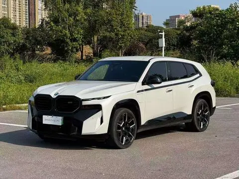 BMW XM 2023