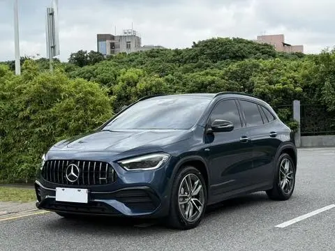 Mercedes-Benz GLA AMG 2023