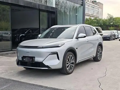 Geely 星舰7 EM-i 2026 — фото 1
