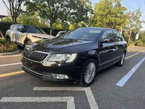 Skoda Superb 2013