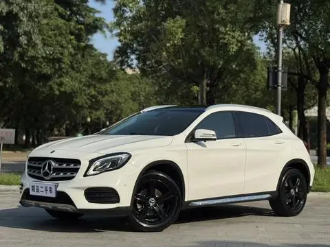 Mercedes-Benz GLA 2019