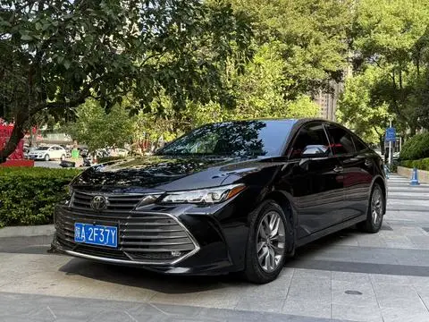 Toyota 亚洲龙 2021