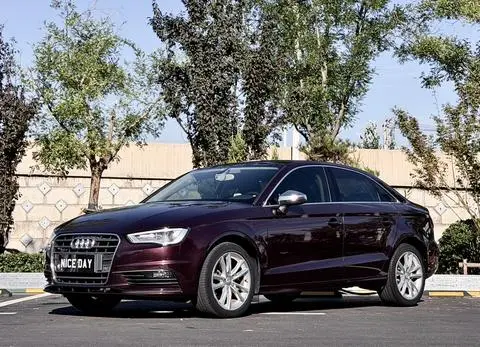 Audi A3 2015 — фото 1