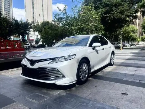 Toyota Camry 2021