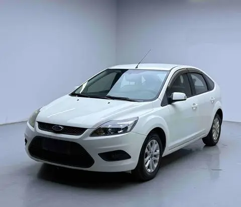Ford Focus 2013 — фото 1