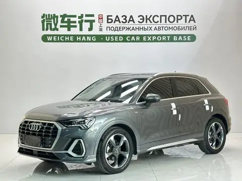 Audi Q3 2022 — фото 1