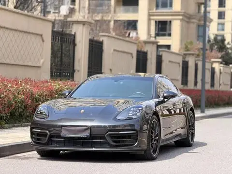 Porsche Panamera 2022 — фото 1