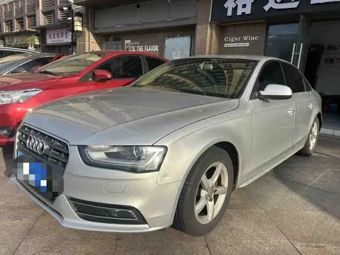 Audi A4L 2015
