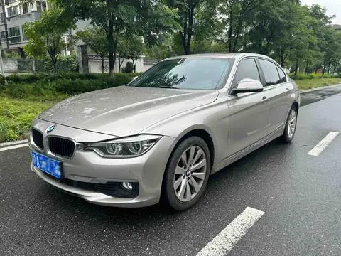 BMW 3 Series 2017 — фото 1