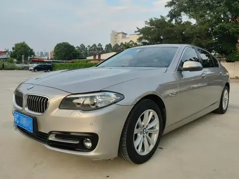 BMW 5 Series 2014 — фото 1