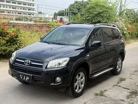 Toyota RAV4 2010