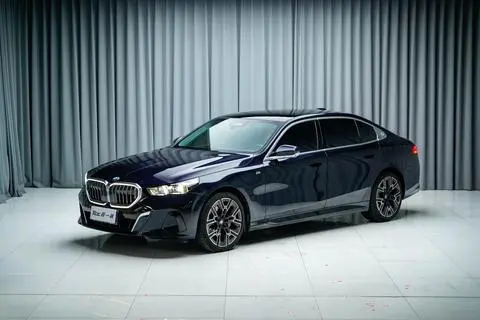 BMW 5 Series 2024