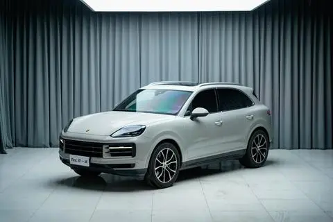 Porsche Cayenne 2024