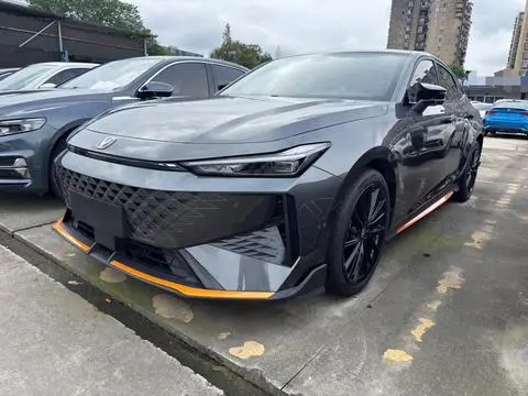 Changan UNI-V 2024