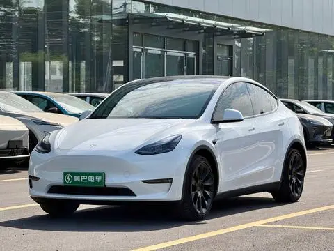 Tesla Model Y 2022 — фото 1