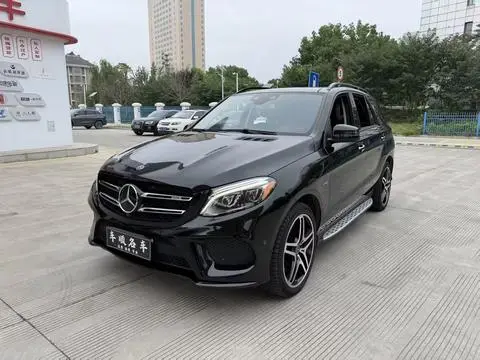 Mercedes-Benz GLE AMG 2017 — фото 1