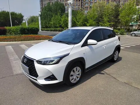 Toyota YARIS L 2020