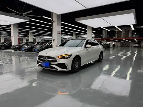 Mercedes-Benz C-Class 2024