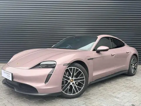 Porsche Taycan 2022